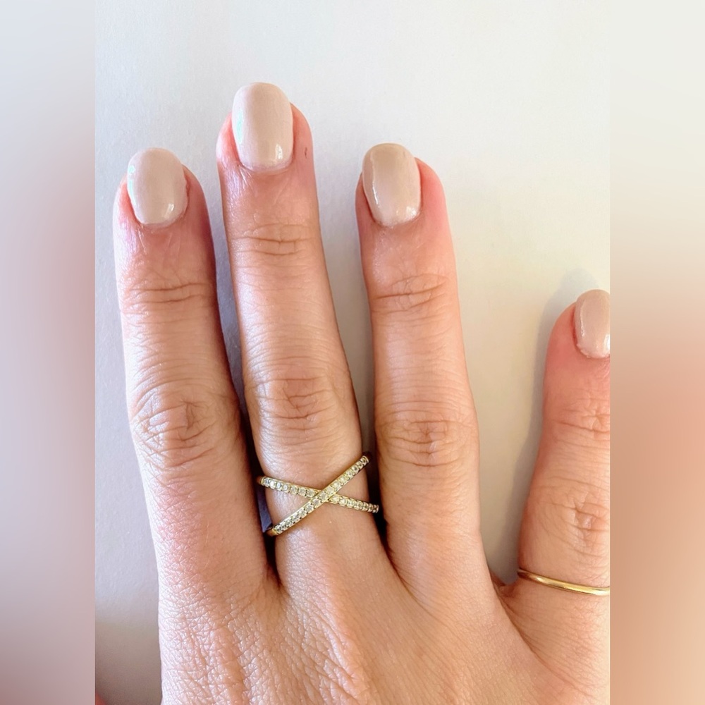 Criss Cross Gold Ring